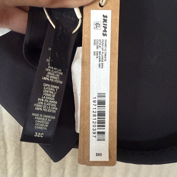 Skims Ultimate Push Up Plunge Bra Onyx Black Size 32C NWT $60 - Picture 3 of 10